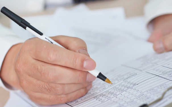 白內(nèi)障手術(shù)