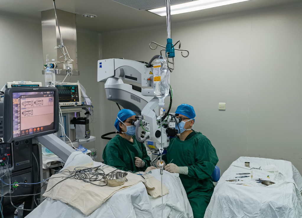 視網(wǎng)膜脫離手術